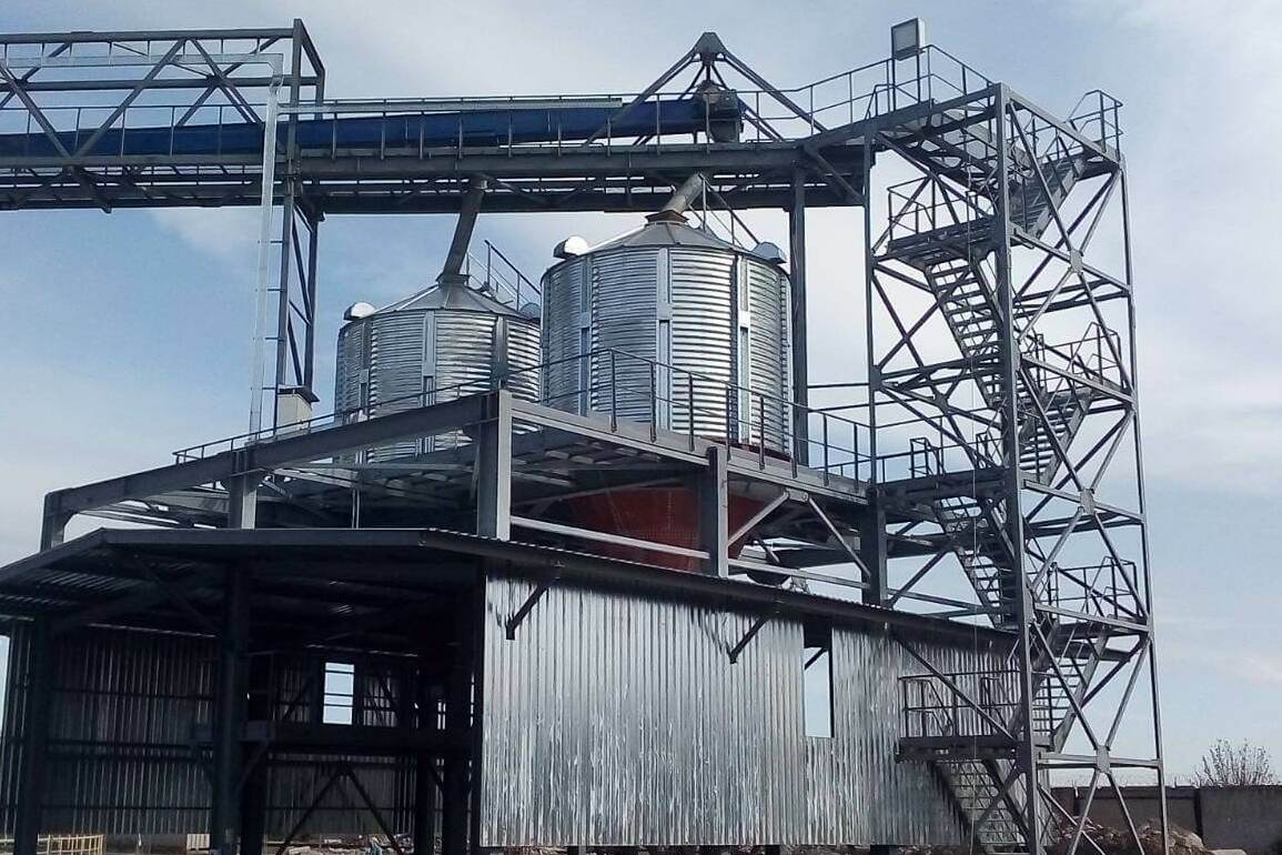 RECONSTRUCTION OF OIL EXTRACTION PLANT IN MARIUPOL